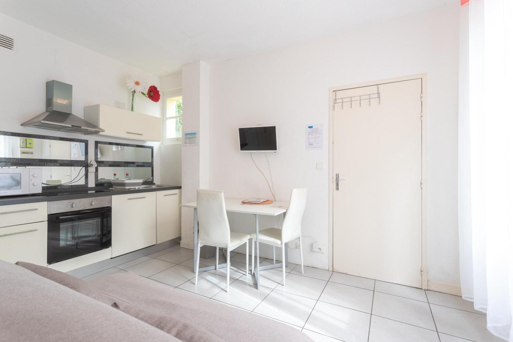 Appartement Beau Rez De Jardin *